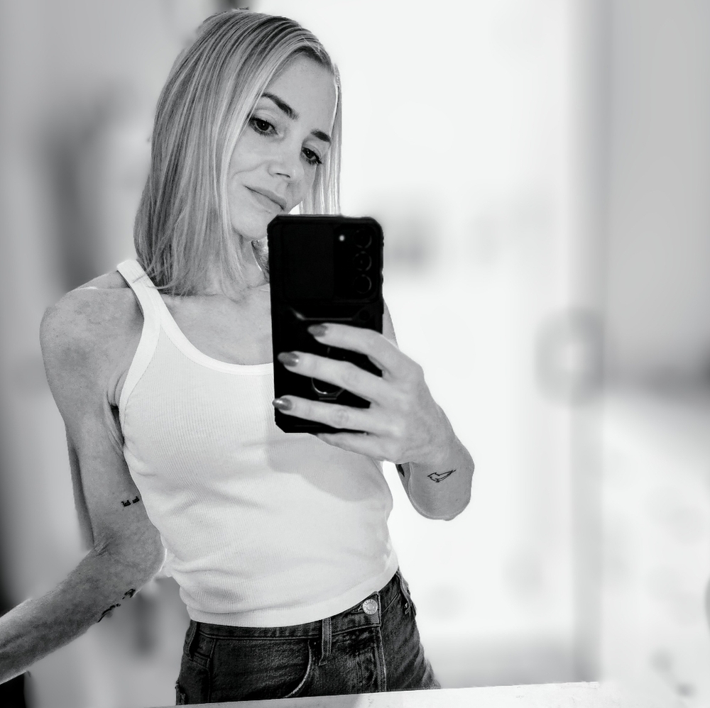 ❤️ CHEERS 🥂 TO GOING LIVE ❤️ - Picture 5 of 15